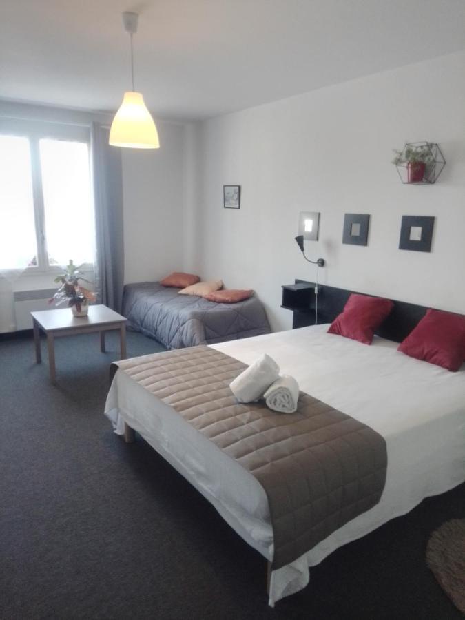 Hotel La Coursive 拉康提内勒 外观 照片