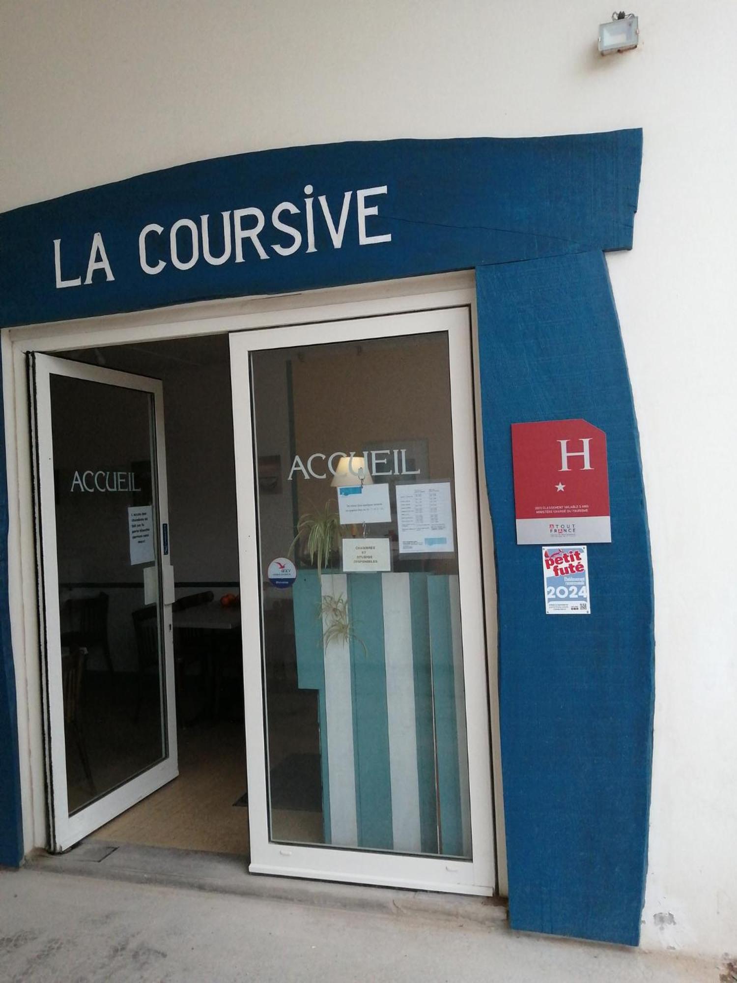 Hotel La Coursive 拉康提内勒 外观 照片